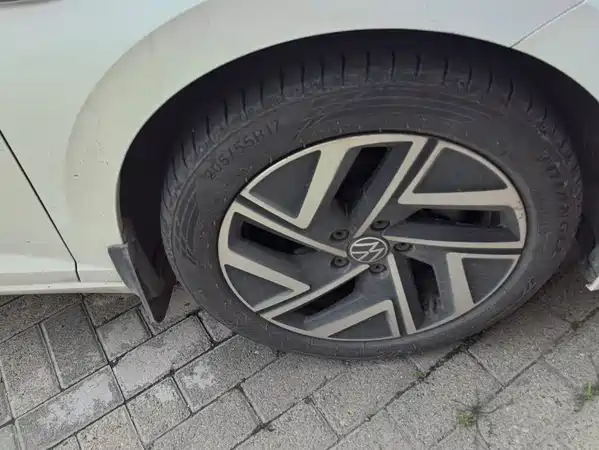 Volkswagen Sagitar 2023