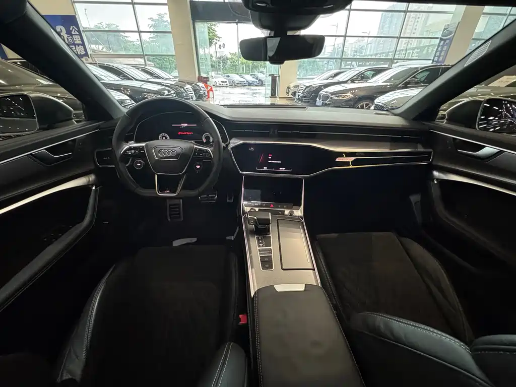Audi A6L 2021