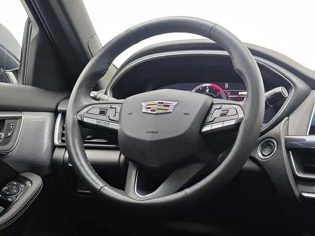 Cadillac CT5 2022 — фото 11