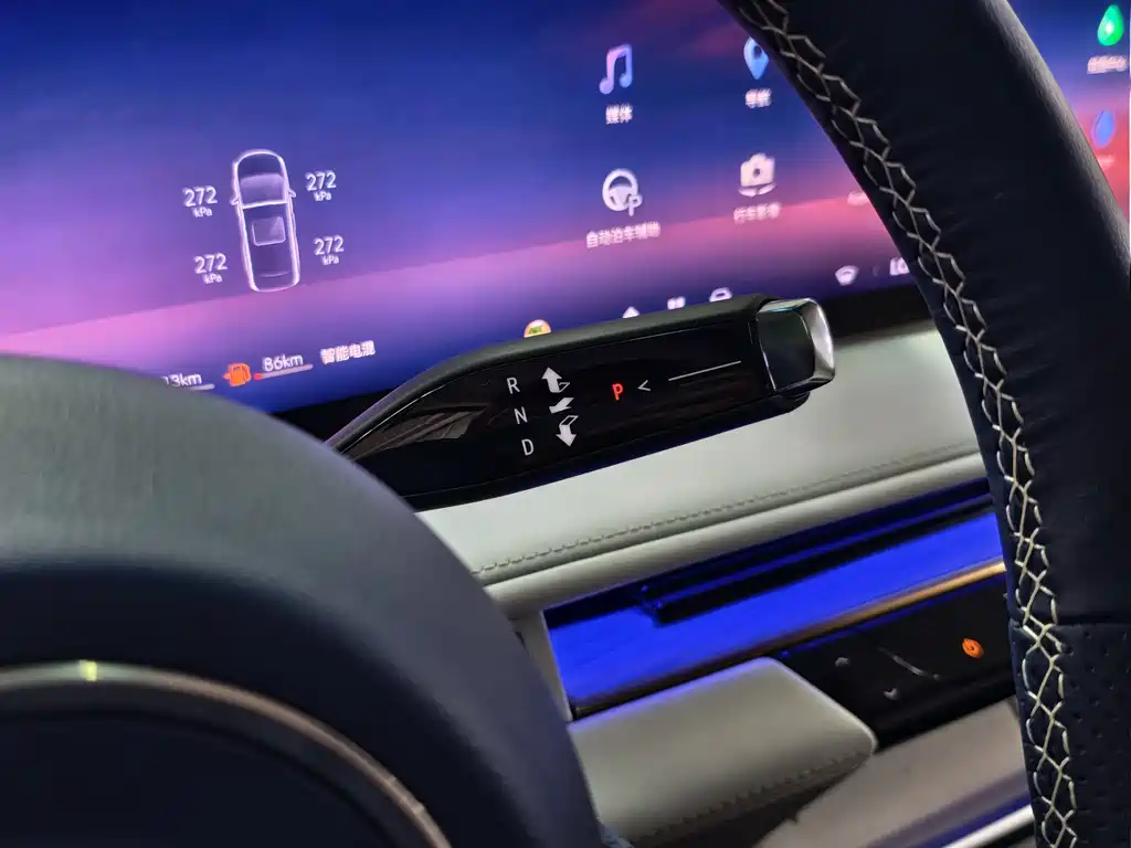Buick GL8 New Energy 2025 — фото 11