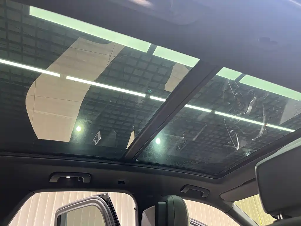 Porsche Cayenne 2019 — фото 16
