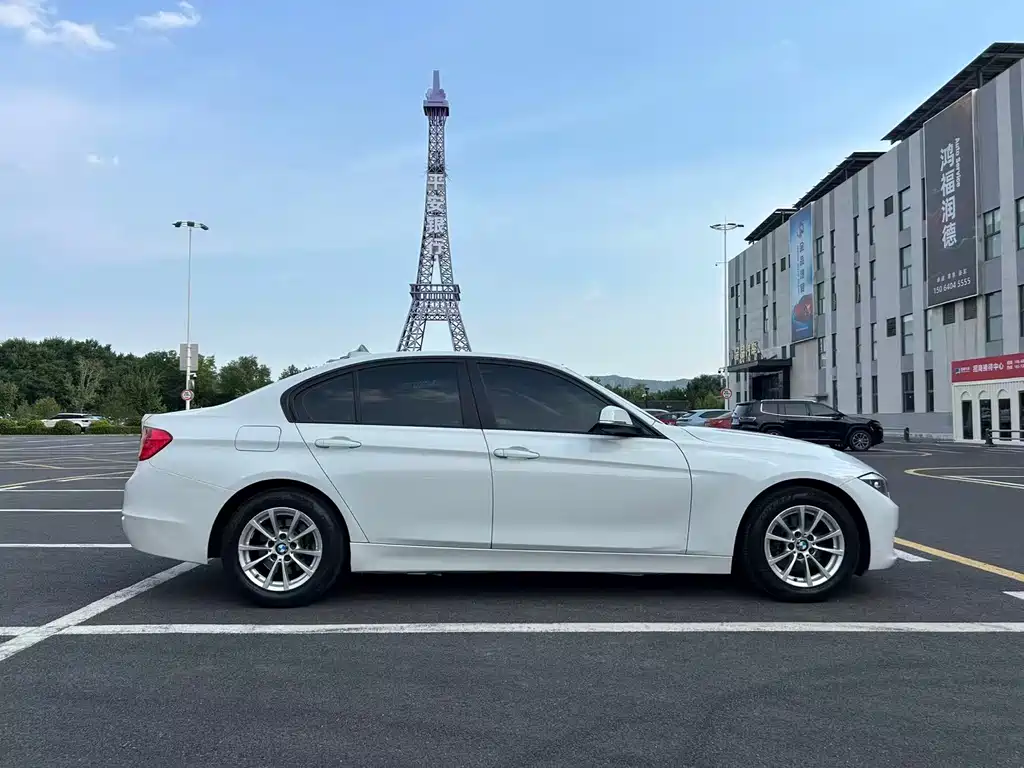 BMW 3 Series 2015 — фото 15