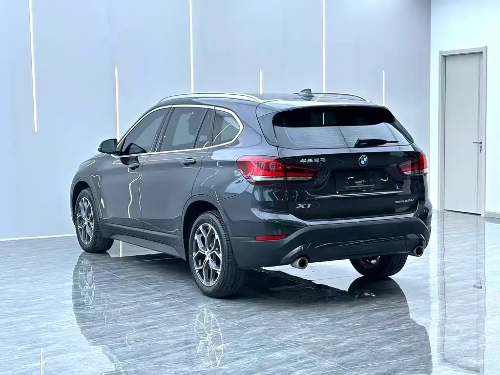 BMW X1 2021 — фото 15