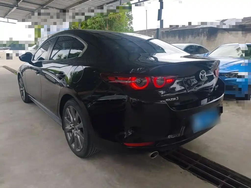 Mazda 3 Axela 2021
