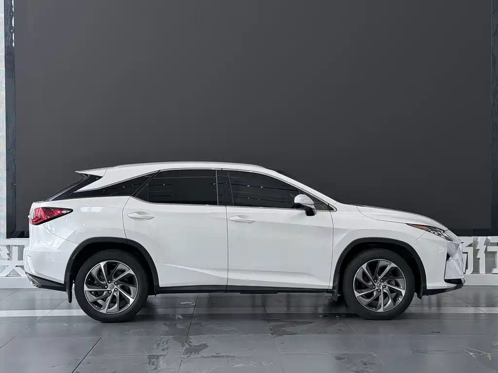 Lexus RX 2017 — фото 5