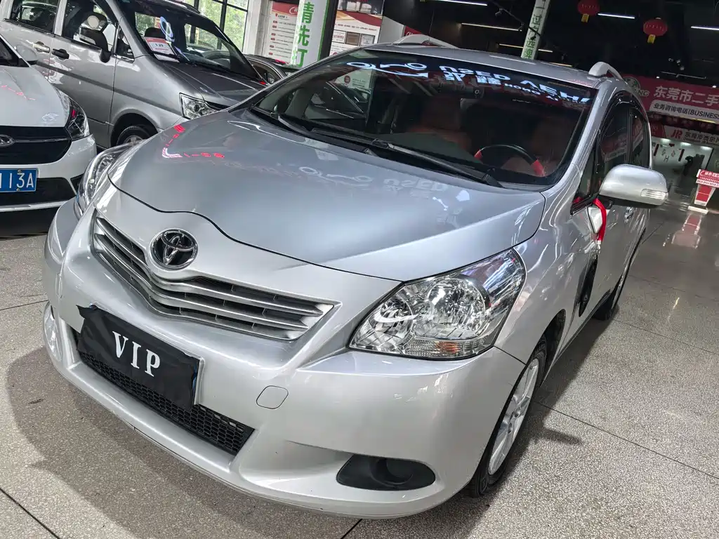 Toyota Verso 2012