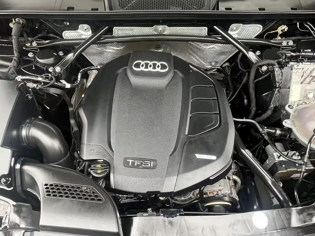 Audi Q5L 2019 — фото 15