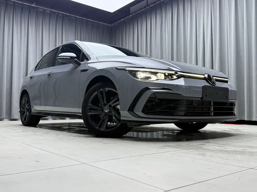 Volkswagen Golf 2022