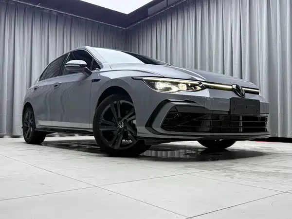 Volkswagen Golf 2022