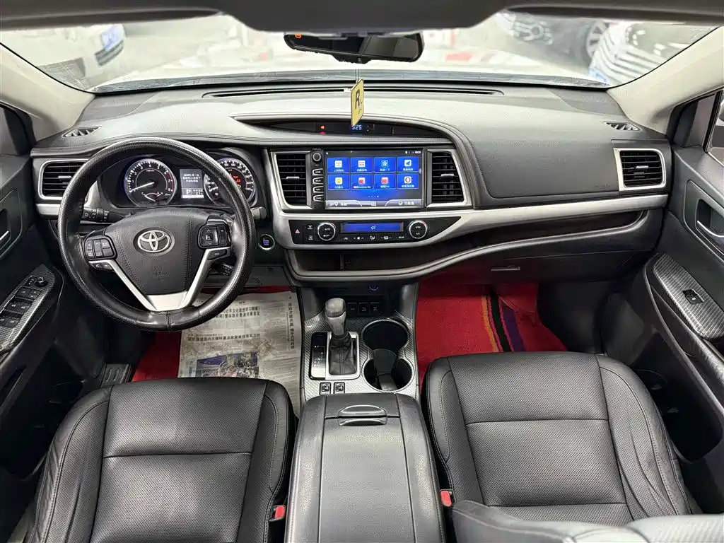 Toyota Highlander 2016
