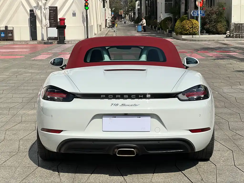 Porsche 718 2022 — фото 5