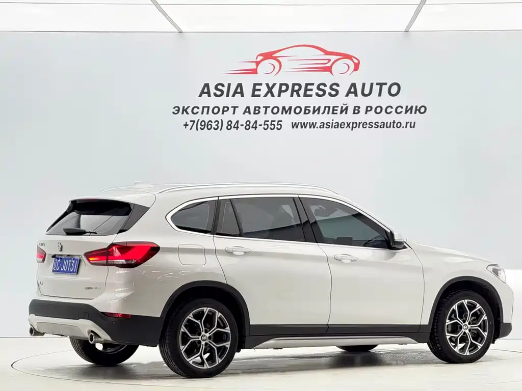 BMW X1 2022 — фото 4