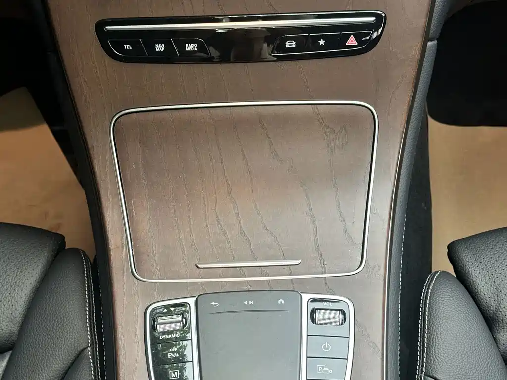 Mercedes-Benz GLC 2020 — фото 20