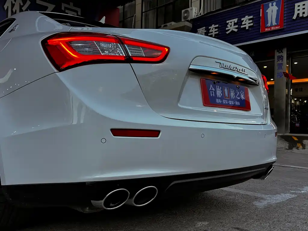 Maserati Ghibli 2015 — фото 49