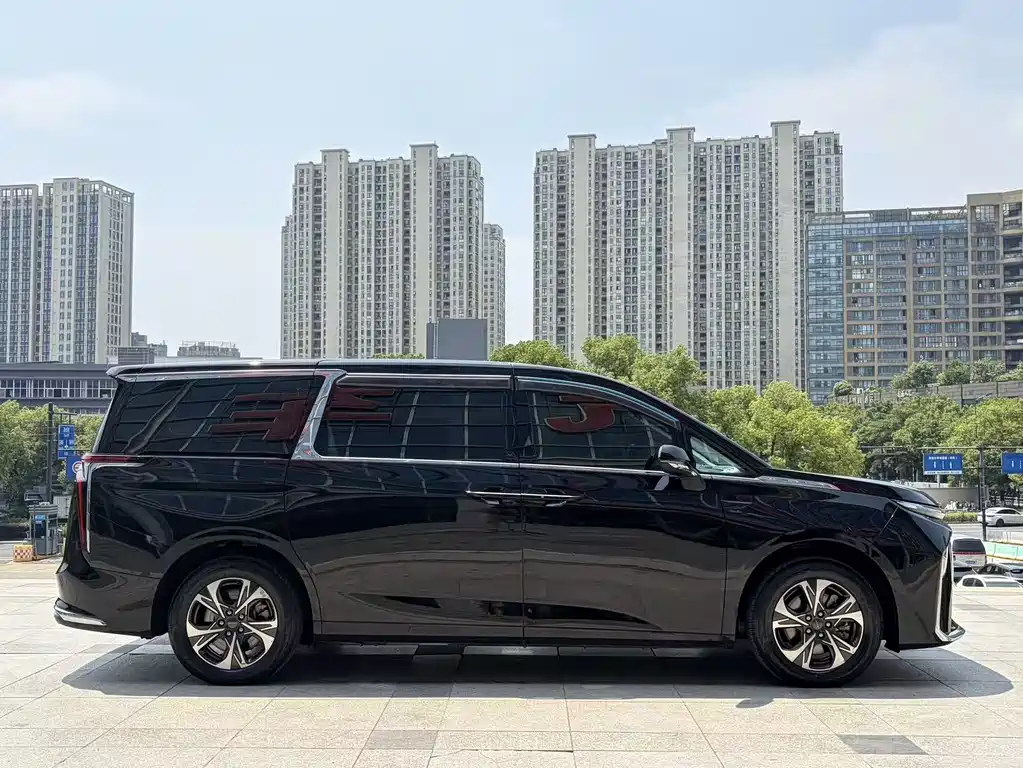 Maxus Dajia 9 2023