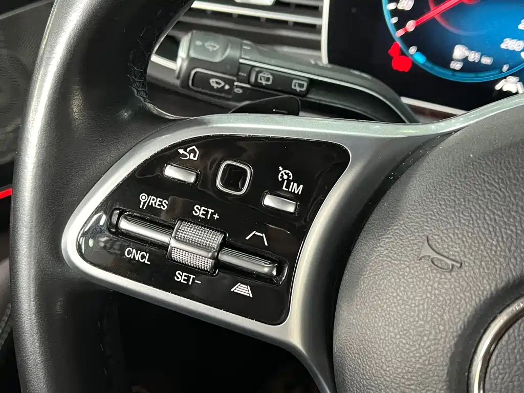 Mercedes-Benz GLE 2021 — фото 16