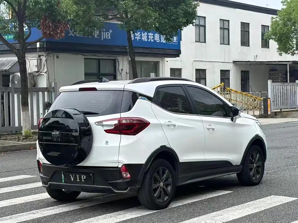 BYD Yuan EV 2019