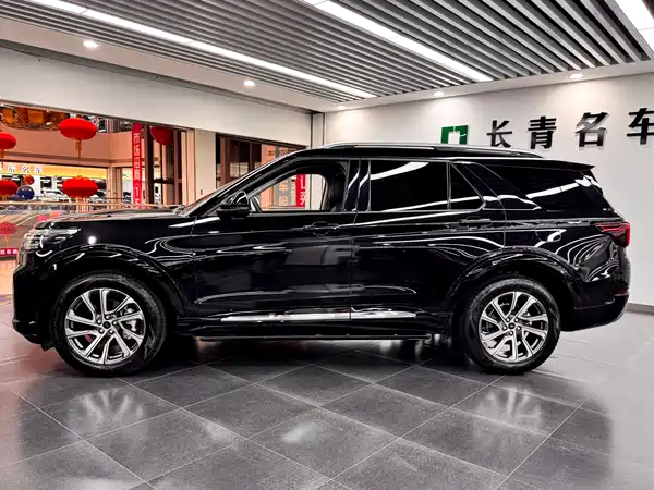 Ford Explorer 2025