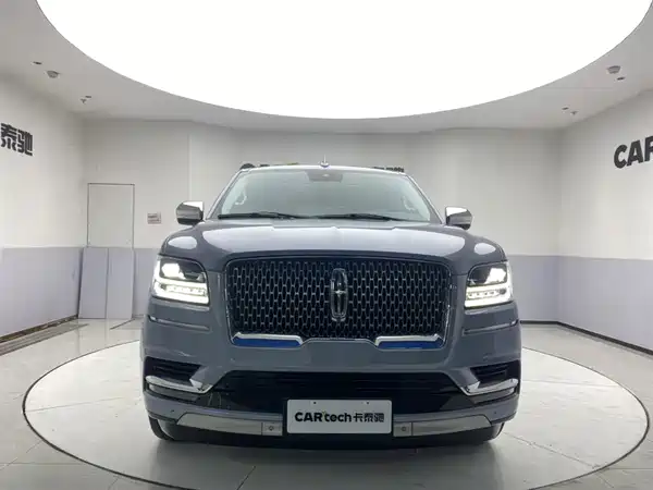 Lincoln Navigator 2020