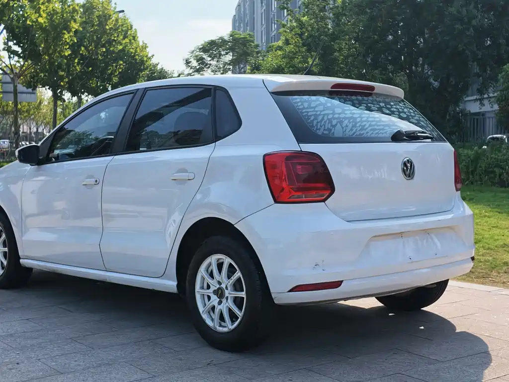 Volkswagen Polo 2014