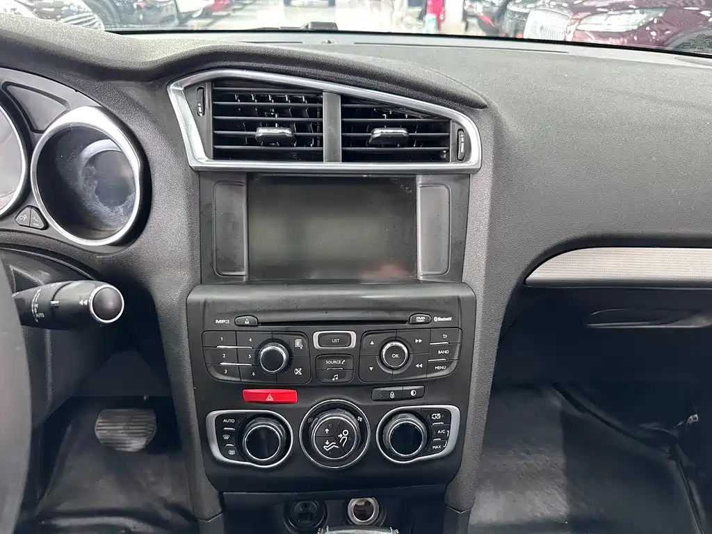 Citroen C4L 2017 — фото 14