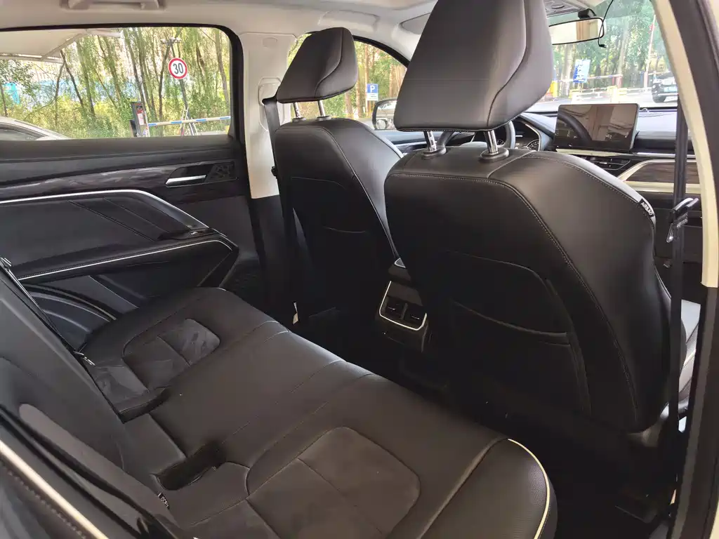 Haval H6 2023 — фото 13