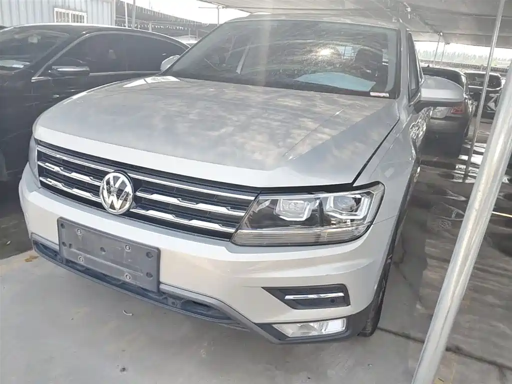 Volkswagen Tiguan L 2019 — фото 2
