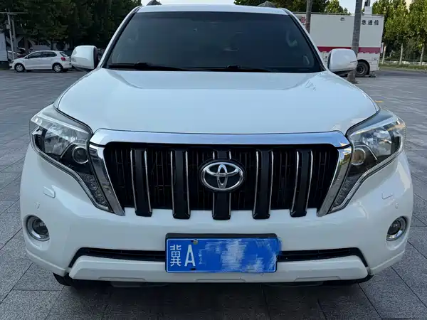 Toyota Prado 2016