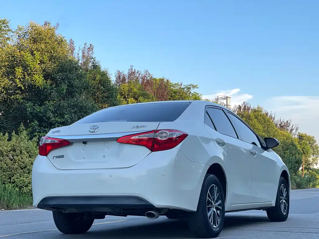 Toyota Levin 2015