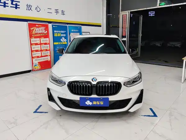 BMW 1 Series 2021