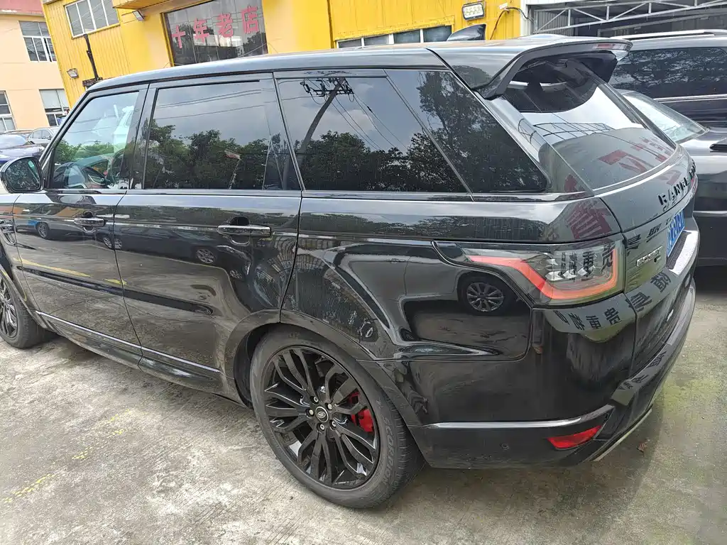 Land Rover Sport 2021 — фото 10