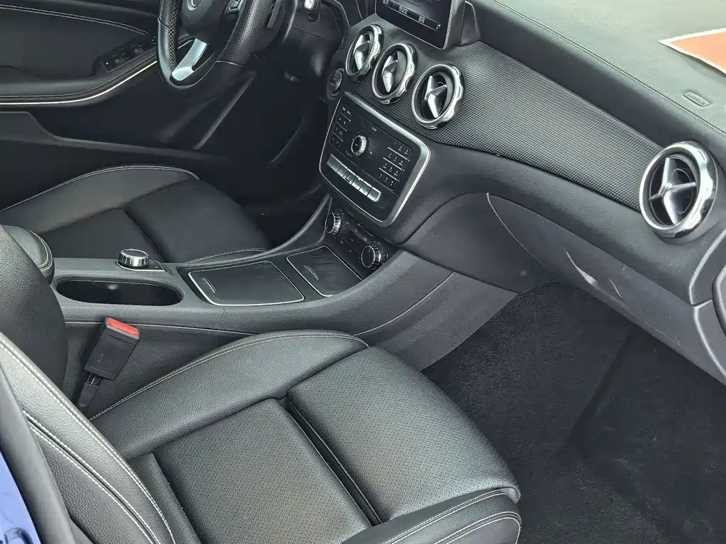 Mercedes-Benz GLA 2019 — фото 18