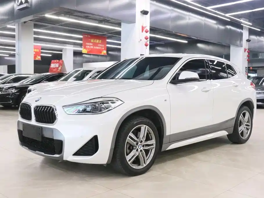 BMW X2 2020 — фото 1
