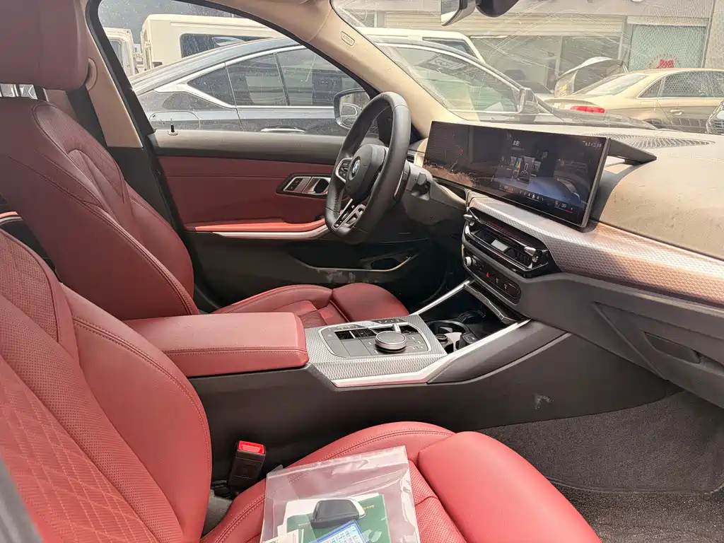 BMW 3 Series 2025