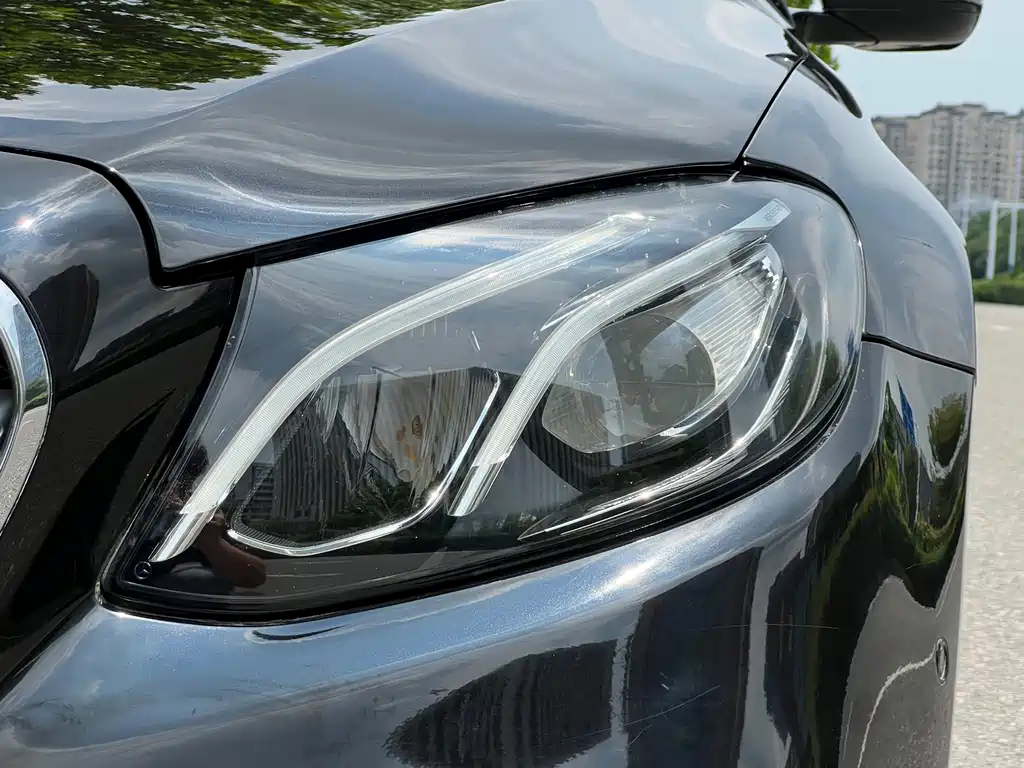 Mercedes-Benz E-Class 2017