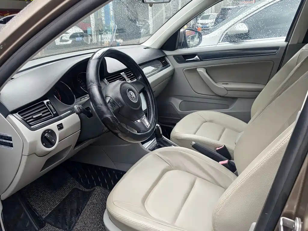 Volkswagen Bora 2014