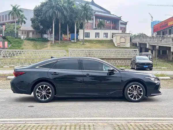 Toyota Avalon 2022