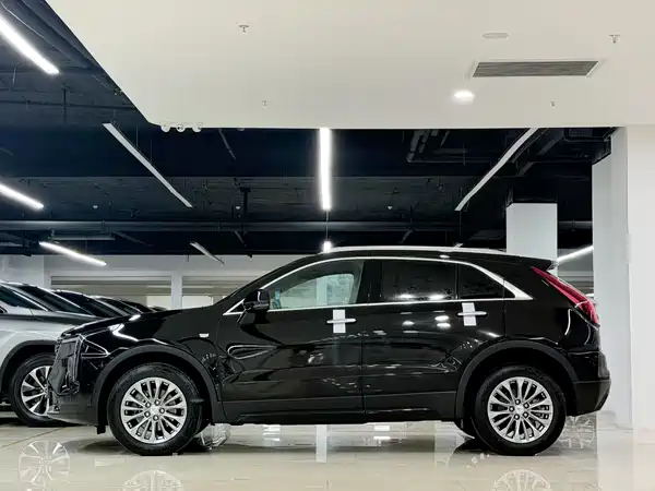 Cadillac XT4 2024