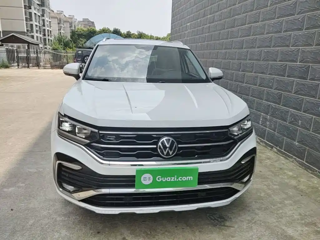 Volkswagen X 2021