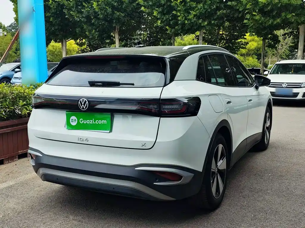Volkswagen ID.4 X 2024