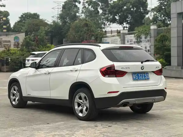 BMW X1 2013