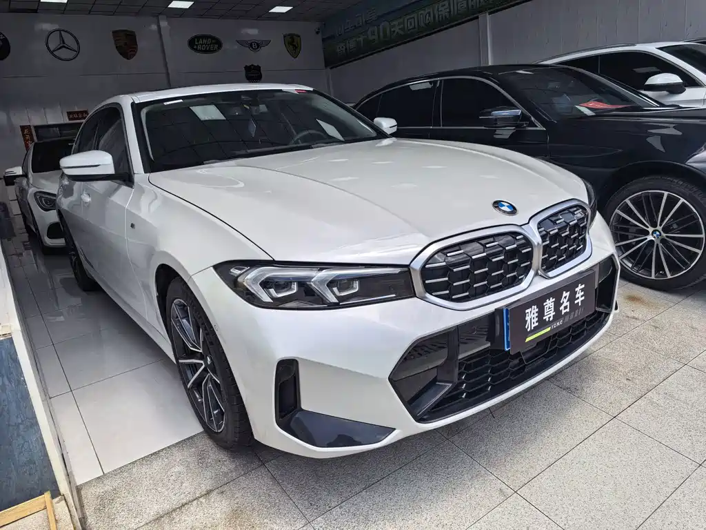 BMW 3 Series 2025