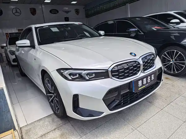 BMW 3 Series 2025