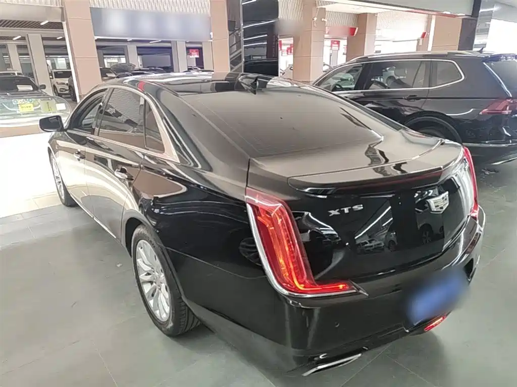 Cadillac XTS 2019 — фото 5