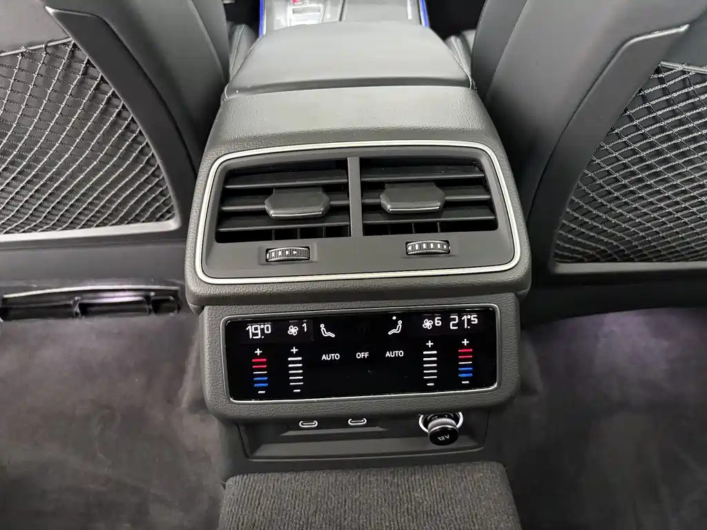 Audi A6L 2025 — фото 20