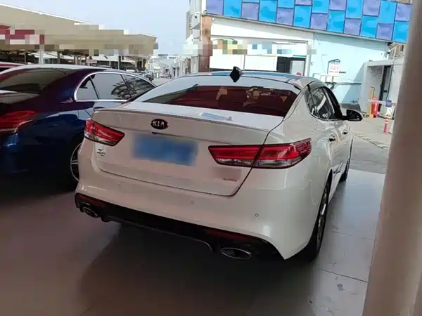 Kia K5 2015