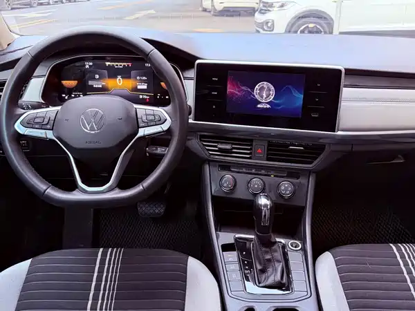 Volkswagen Bora 2024