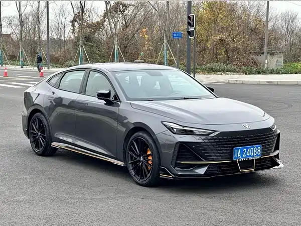 Changan UNI-V 2023