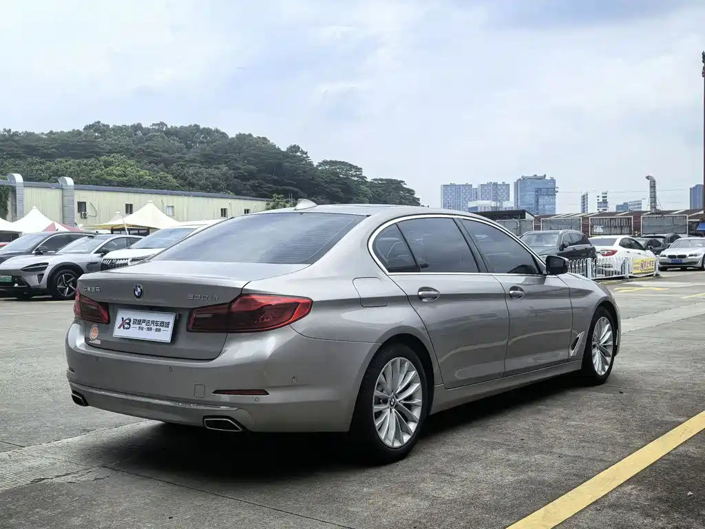 BMW 5 Series 2020