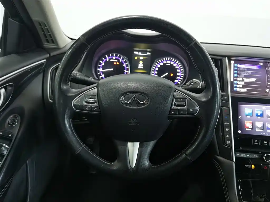 Infiniti Q50L 2015 — фото 11